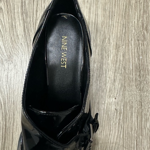 Nine West shoes - Picture 6 of 8